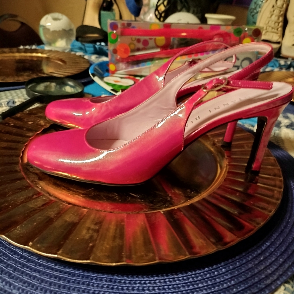 Heels - Picture 8 of 8